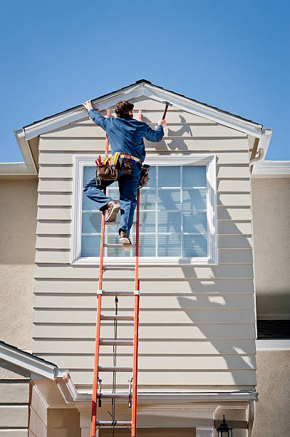 How To Choose The Right Materials for Your Siding Installation in 'Seminole, TX